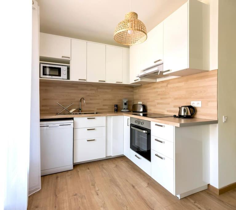 Appartement L'Azur 15'Plage 10'Port 5'Train Clim Wifi Pkg à Toulon Extérieur photo